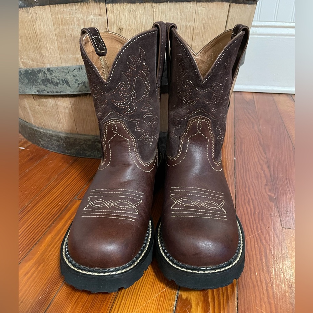 Worn Once- Ariat Fatbaby Cowboy Boots